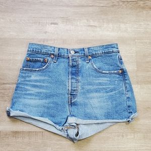 LEVI’S Women’s High Rise Ribcage Blue Cut Off Hem Denim Jean Shorts W 29"